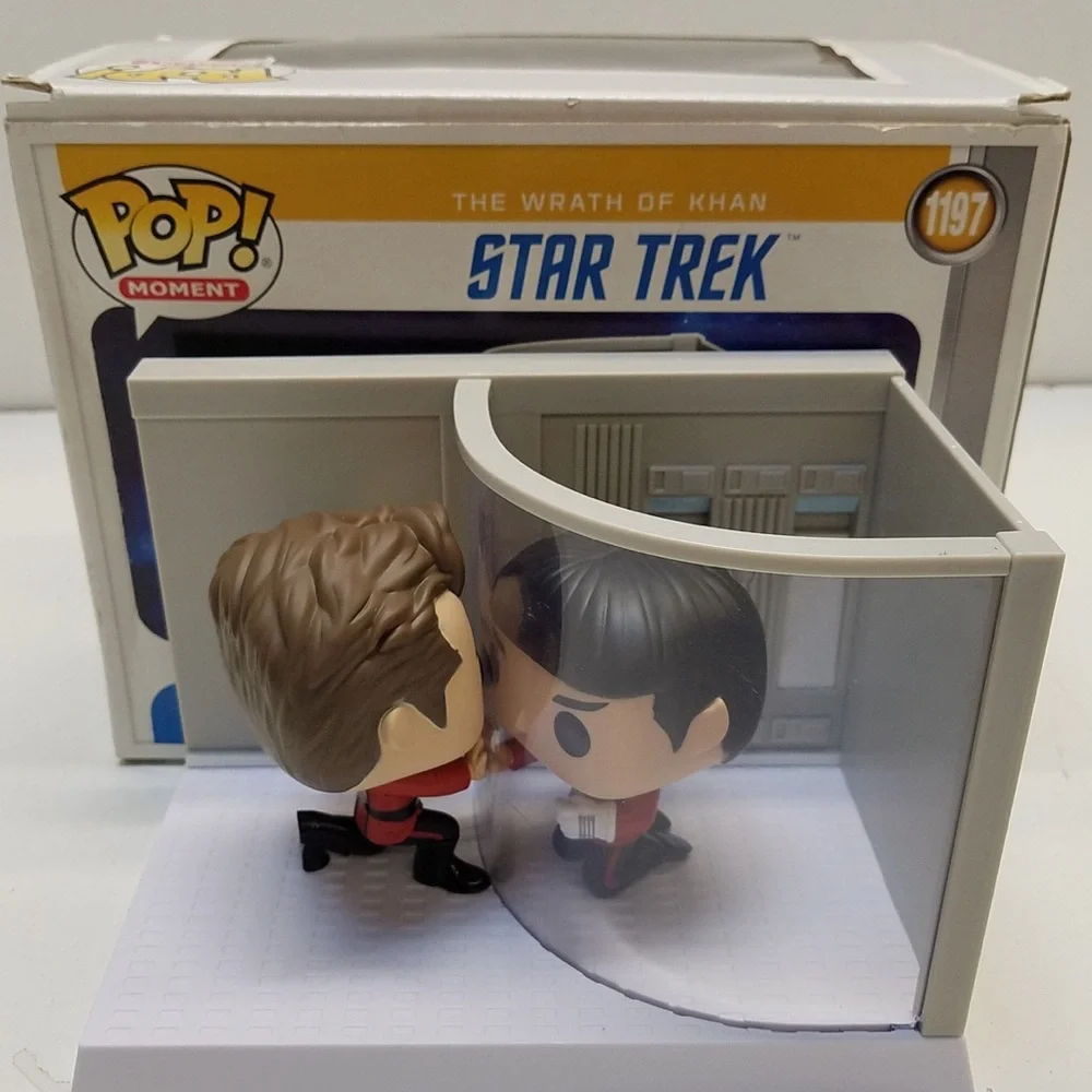 Funko Pop! Star Trek Wrath of Khan Kirk and Spock #1197 - Picture 3 of 3